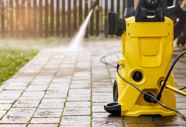 Best Pool Deck Cleaning  in Fleetwood, PA